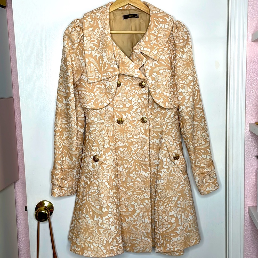 Vintage inspired double breasted jacquard coat